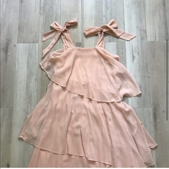 H&M tiered plush maxi dress - Picture 3 of 5